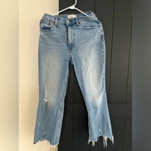 Ambercrombie and fitch curvy love kick flare ultra high waist 28 short